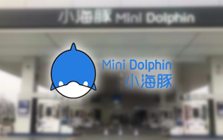 三十年煉化經(jīng)驗,高清潔定制油品！小海豚Mini Dolphin油站選擇lyton龍門往復式全自動洗車機