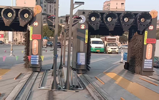 環(huán)保節(jié)水效率高！兩臺林頓龍門往復式全自動洗車機即將竣工！