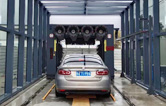 隴原大地某用戶全自動(dòng)洗車機(jī)交付使用！整體機(jī)身潮流化熏黑處理，彰顯品質(zhì)，更源于林頓對(duì)洗車設(shè)備事業(yè)的那份執(zhí)與追求！