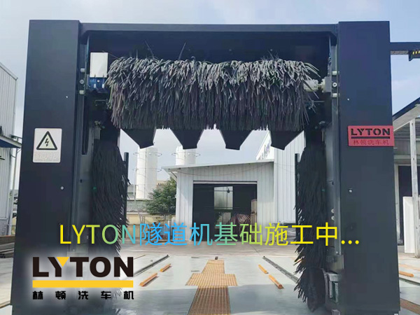 洗得干不干凈、“穩(wěn)定性”和“性價比”、“收益”評判一臺全自動洗車機好壞